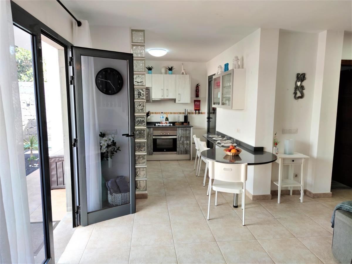 Villa Zinnia Playa Blanca  Exteriör bild